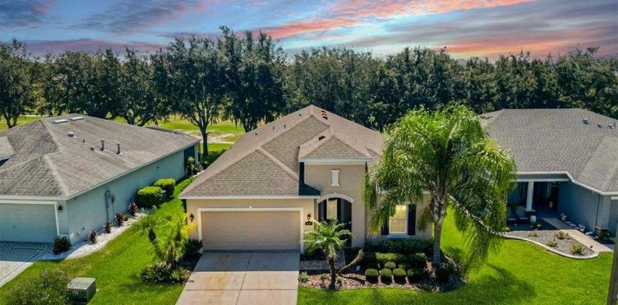 Casa en Leesburg, Florida 3 dormitorios, 172.52 m2 № 2195806
