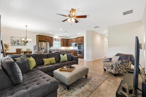 Casa en venta en Leesburg, Florida, 3 dormitorios, 172.52 m2 № 2195806 - foto 10