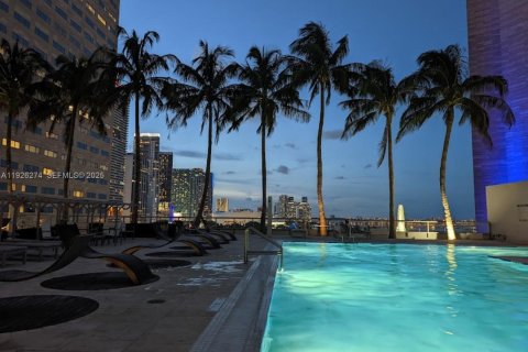 Condominio en venta en Miami, Florida, 1 dormitorio, 78.6 m2 № 1986404 - foto 15