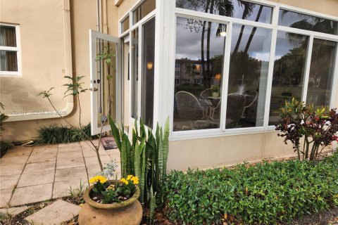 Condominio en venta en Lauderdale Lakes, Florida, 2 dormitorios, 87.7 m2 № 2007438 - foto 16