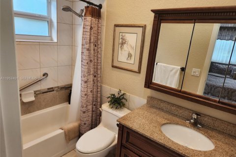 Condominio en venta en Lauderdale Lakes, Florida, 2 dormitorios, 87.7 m2 № 2007438 - foto 13