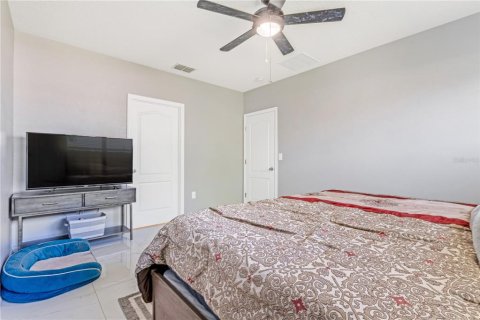 House in Orlando, Florida 4 bedrooms, 171.5 sq.m. № 1820848 - photo 25
