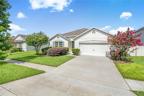 House in Orlando, Florida 4 bedrooms, 171.5 sq.m. № 1820848 - photo 2