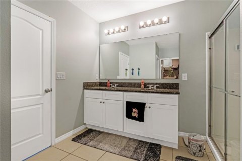 House in Orlando, Florida 4 bedrooms, 171.5 sq.m. № 1820848 - photo 29