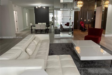 Купить кондоминиум в Бэл-Харбор, Флорида 2 спальни, 235.97м2, № 1939598 - фото 5