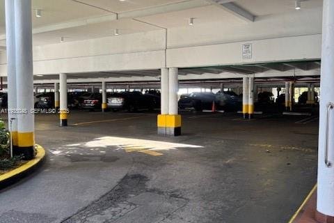 Copropriété à louer à Aventura, Floride: 1 chambre, 72 m2 № 1993225 - photo 13