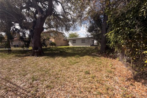 Casa en alquiler en Fort Lauderdale, Florida, 1 dormitorio, 89.19 m2 № 2007248 - foto 18