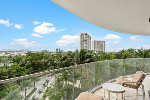 Condo in Aventura, Florida, 2 bedrooms  № 2059736 - photo 25