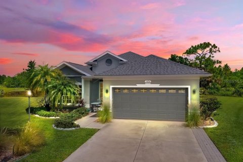 Villa ou maison à vendre à North Port, Floride: 2 chambres, 189.15 m2 № 1869624 - photo 1