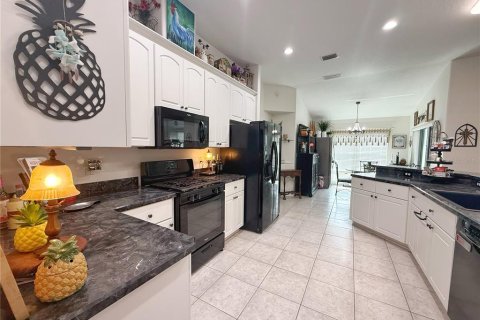 Casa en venta en Tavares, Florida, 3 dormitorios, 189.06 m2 № 2352380 - foto 15