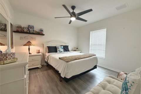 Casa en venta en Tavares, Florida, 3 dormitorios, 189.06 m2 № 2352380 - foto 24