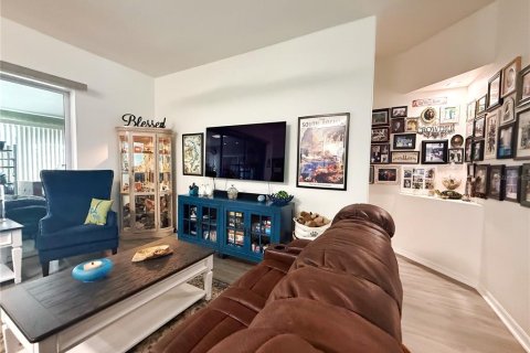 Casa en venta en Tavares, Florida, 3 dormitorios, 189.06 m2 № 2352380 - foto 10