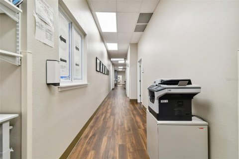 Купить коммерческую недвижимость в Сан-Сити-Центр, Флорида 983.28м2, № 1218087 - фото 28