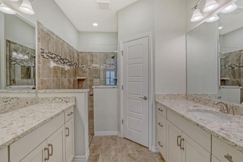 House in Bradenton, Florida 2 bedrooms, 141.68 sq.m. № 1649750 - photo 26