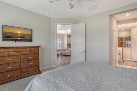 House in Bradenton, Florida 2 bedrooms, 141.68 sq.m. № 1649750 - photo 25