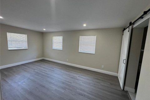 Casa en venta en New Port Richey, Florida, 3 dormitorios, 120.77 m2 № 2221572 - foto 8