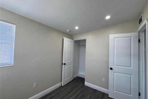 Casa en venta en New Port Richey, Florida, 3 dormitorios, 120.77 m2 № 2221572 - foto 12