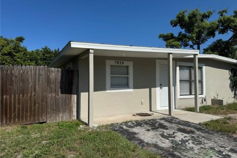 Casa en venta en New Port Richey, Florida, 3 dormitorios, 120.77 m2 № 2221572 - foto 3