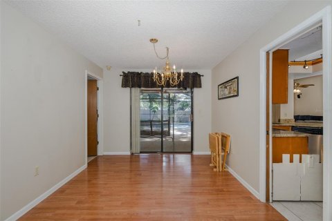 House in Palm Harbor, Florida 3 bedrooms, 168.9 sq.m. № 1618394 - photo 10
