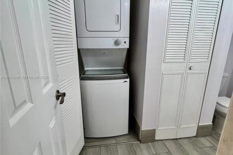 Copropriété à louer à Deerfield Beach, Floride: 2 chambres, 85.1 m2 № 2381843 - photo 14