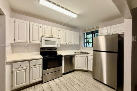 Copropriété à louer à Deerfield Beach, Floride: 2 chambres, 85.1 m2 № 2381843 - photo 3