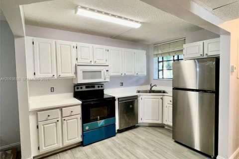 Condo à Deerfield Beach, Floride, 2 chambres  № 2381843