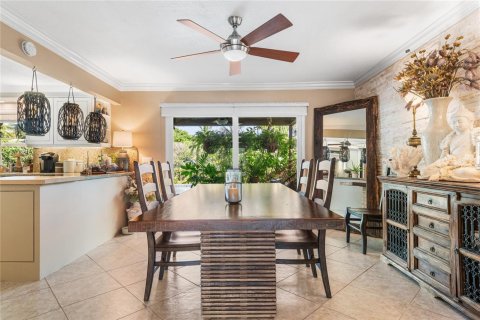 House in Fort Lauderdale, Florida 3 bedrooms, 155.33 sq.m. № 2084003 - photo 5