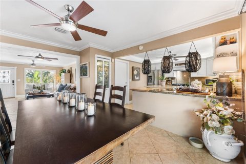 House in Fort Lauderdale, Florida 3 bedrooms, 155.33 sq.m. № 2084003 - photo 6