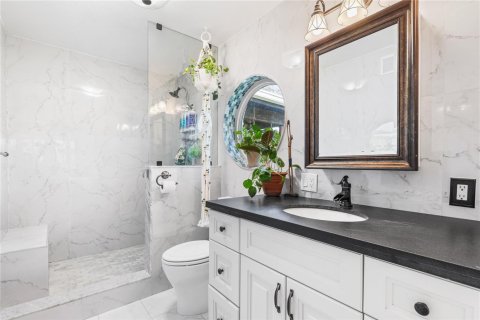 House in Fort Lauderdale, Florida 3 bedrooms, 155.33 sq.m. № 2084003 - photo 20