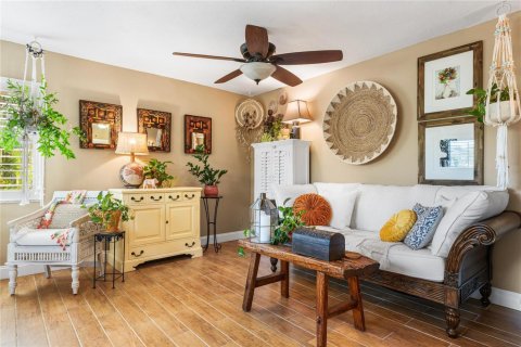 House in Fort Lauderdale, Florida 3 bedrooms, 155.33 sq.m. № 2084003 - photo 16
