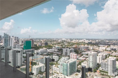 Condo in Miami, Florida, 4 bedrooms № 2301261 - photo 26