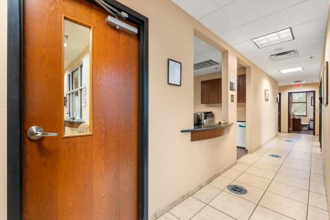 Propiedad comercial en venta en Orlando, Florida, 293.94 m2 № 1893910 - foto 29