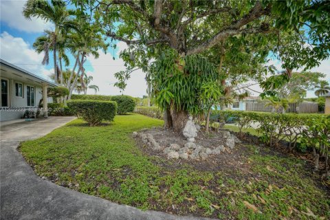 Villa ou maison à vendre à Miami, Floride: 3 chambres, 156.82 m2 № 2087111 - photo 3