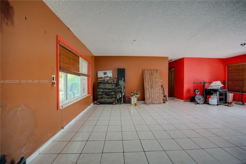 Villa ou maison à vendre à Miami, Floride: 3 chambres, 156.82 m2 № 2087111 - photo 24