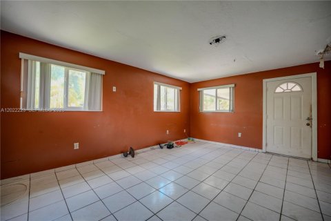 Villa ou maison à vendre à Miami, Floride: 3 chambres, 156.82 m2 № 2087111 - photo 8