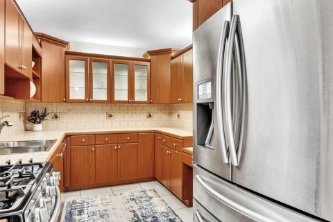 Снять в аренду кондоминиум в Халландейл-Бич, Флорида 2 спальни, 102.19м2, № 2005924 - фото 17