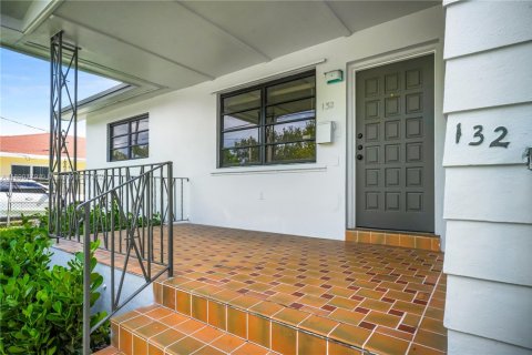Villa ou maison à louer à Miami, Floride: 3 chambres, 128.95 m2 № 1945652 - photo 18