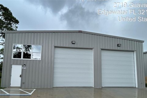 Immobilier commercial à louer à Edgewater, Floride: 213.68 m2 № 2403177 - photo 4