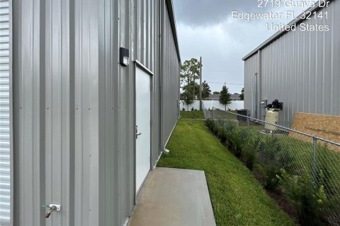 Immobilier commercial à louer à Edgewater, Floride: 213.68 m2 № 2403177 - photo 11