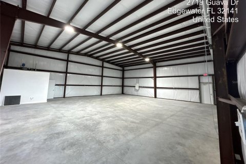 Immobilier commercial à louer à Edgewater, Floride: 213.68 m2 № 2403177 - photo 5