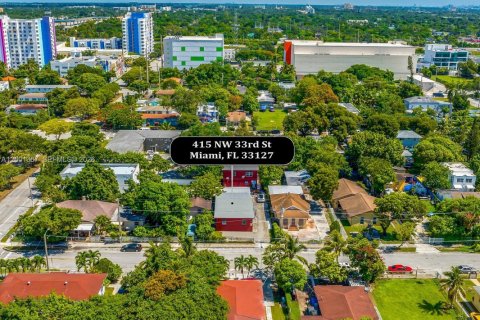 Снять в аренду квартиру в Майами, Флорида 2 спальни, 265.7м2, № 2065810 - фото 8