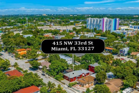 Снять в аренду квартиру в Майами, Флорида 2 спальни, 265.7м2, № 2065810 - фото 7