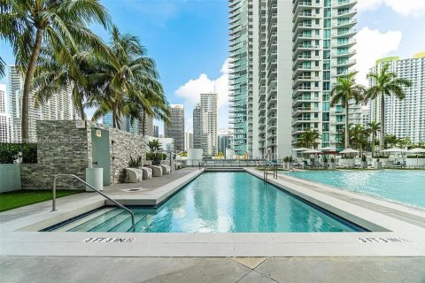 Copropriété à louer à Miami, Floride: 1 chambre, 67.08 m2 № 1924473 - photo 3