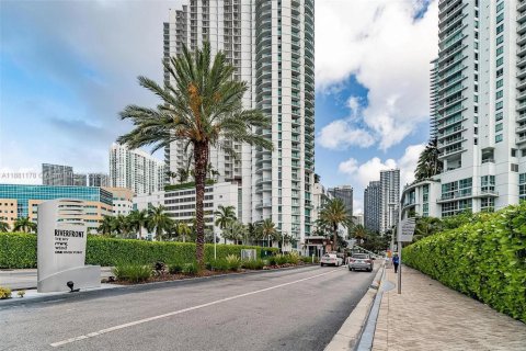 Copropriété à louer à Miami, Floride: 1 chambre, 67.08 m2 № 1924473 - photo 28