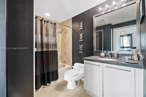 Copropriété à louer à Miami, Floride: 1 chambre, 67.08 m2 № 1924473 - photo 6