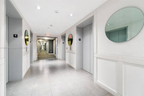 Copropriété à louer à Miami, Floride: 1 chambre, 67.08 m2 № 1924473 - photo 24