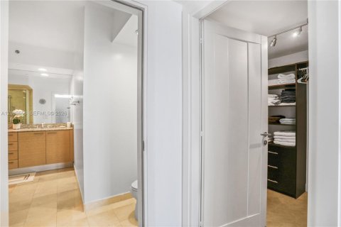 Copropriété à vendre à Hallandale Beach, Floride: 3 chambres, 144.37 m2 № 2145773 - photo 28