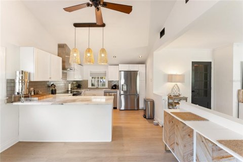 Villa ou maison à vendre à Saint Petersburg, Floride: 2 chambres, 95.88 m2 № 2437174 - photo 3