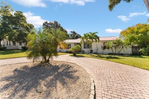 Villa ou maison à vendre à Saint Petersburg, Floride: 2 chambres, 95.88 m2 № 2437174 - photo 25
