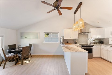 Villa ou maison à vendre à Saint Petersburg, Floride: 2 chambres, 95.88 m2 № 2437174 - photo 10